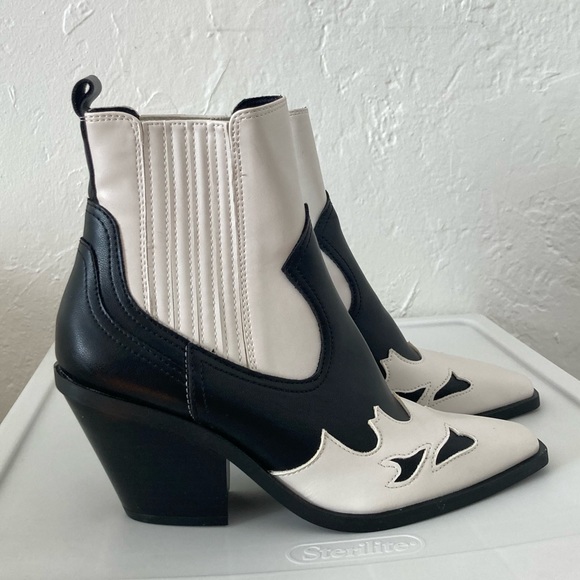 Scoop NYC Shoes - Western Vegan Ankle Boots, NEW!
